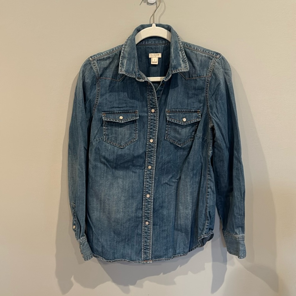 Snap closer Jcrew Jean shirt size small